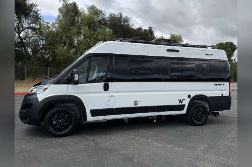 2027 Winnebago TRAVATO 59K in thousand oaks CA