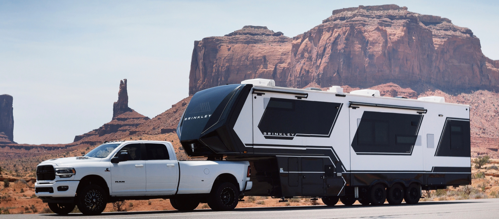 2025 Brinkley MODEL G 3250 RV