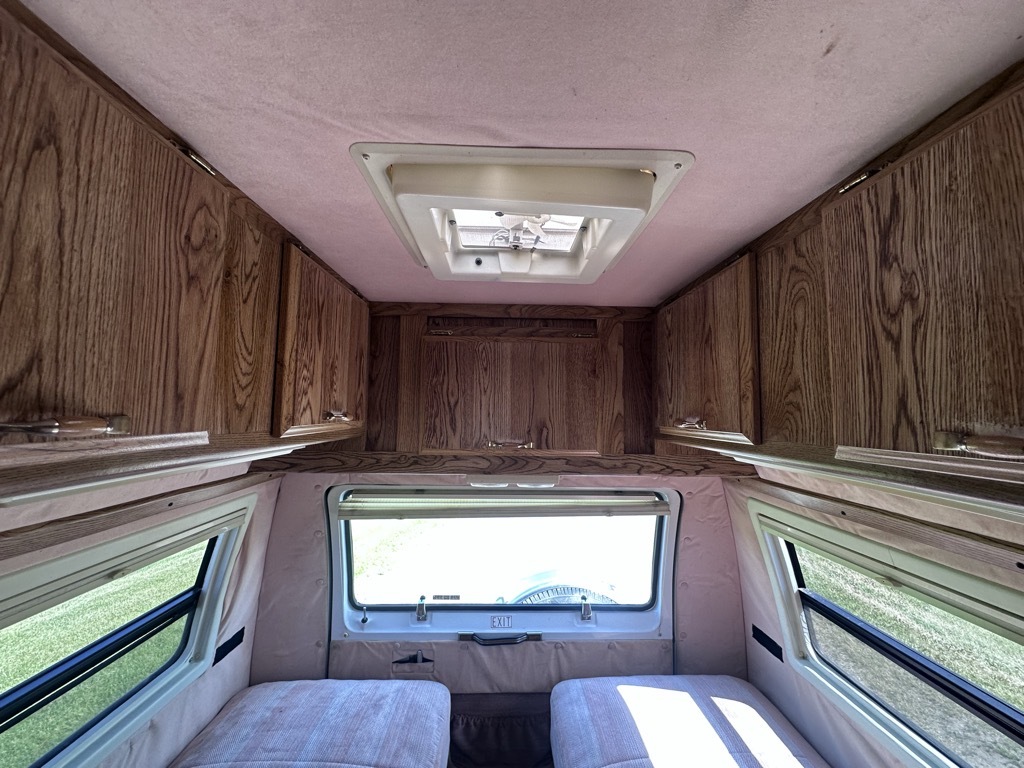 1991 Other L.E.R. Industries Camper Van in milaca MN