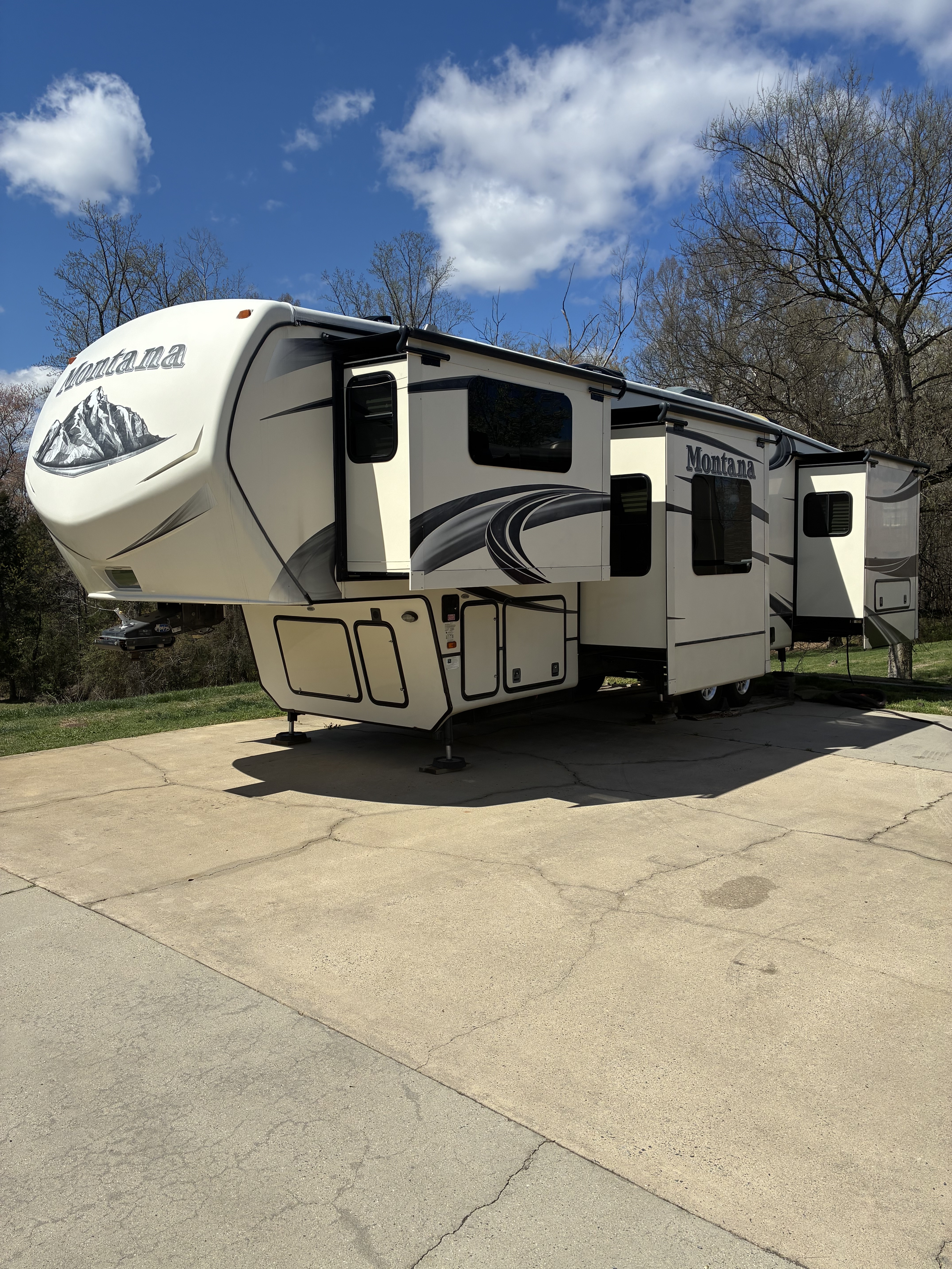 2014 Keystone MONTANA 3750FL in salisbury NC