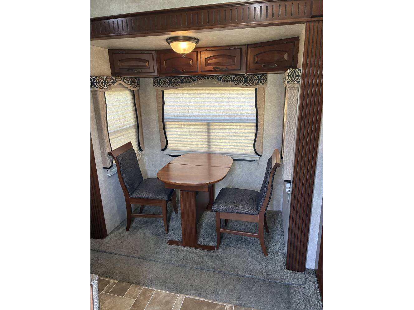 A photo of this 2014 Keystone MONTANA 3750FL