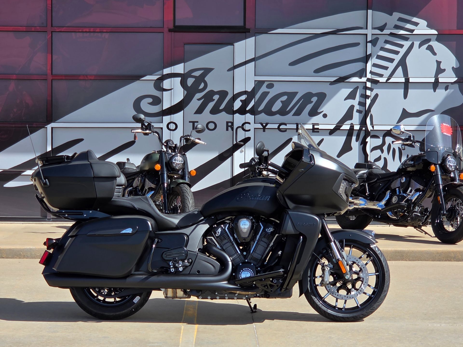 2026 Indian Motorcycle Pursuit® Dark Horse® DARK HORSE in Norman, OK