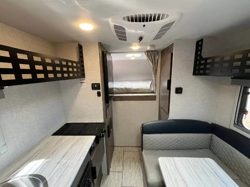 2026 LANCE SQUIRE SQ805