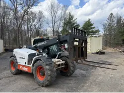 2007 BOBCAT V518