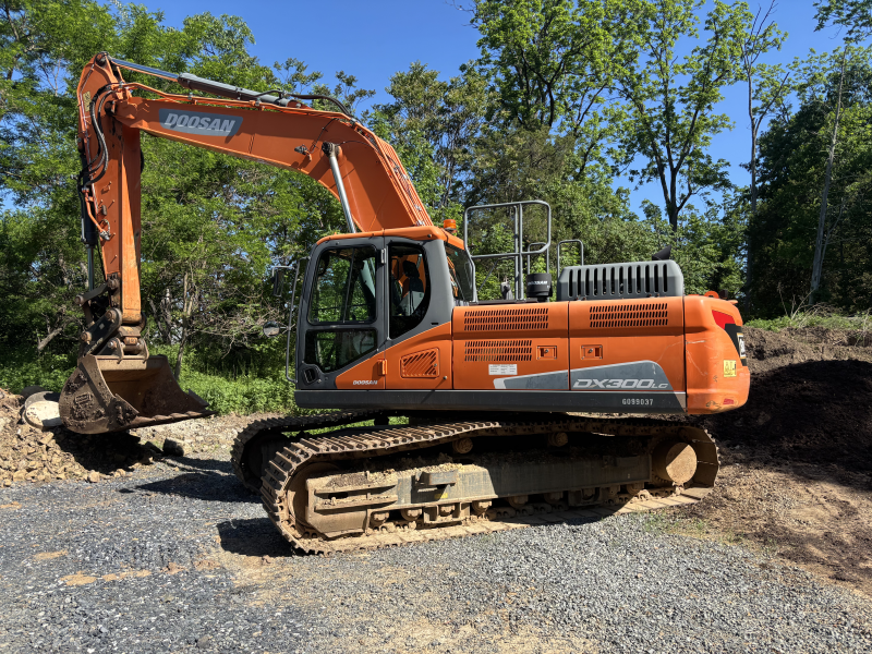 2018 DOOSAN DX300LC-5