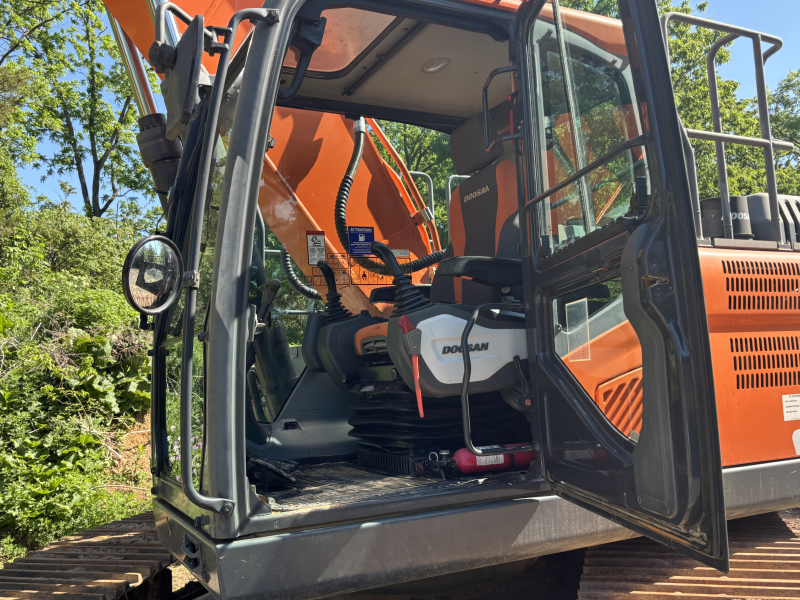 2018 DOOSAN DX300LC-5