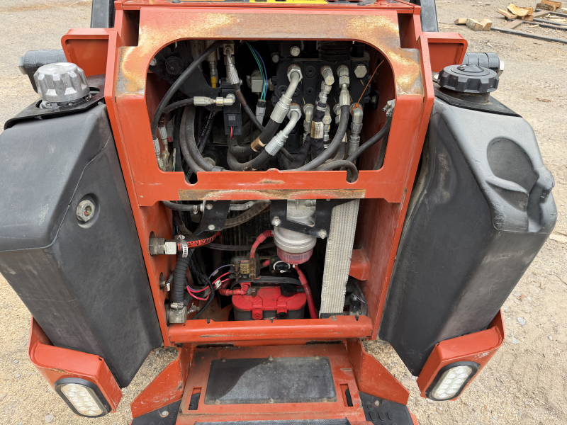 2019 DITCH WITCH SK1550