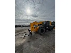2023 JCB 510-56