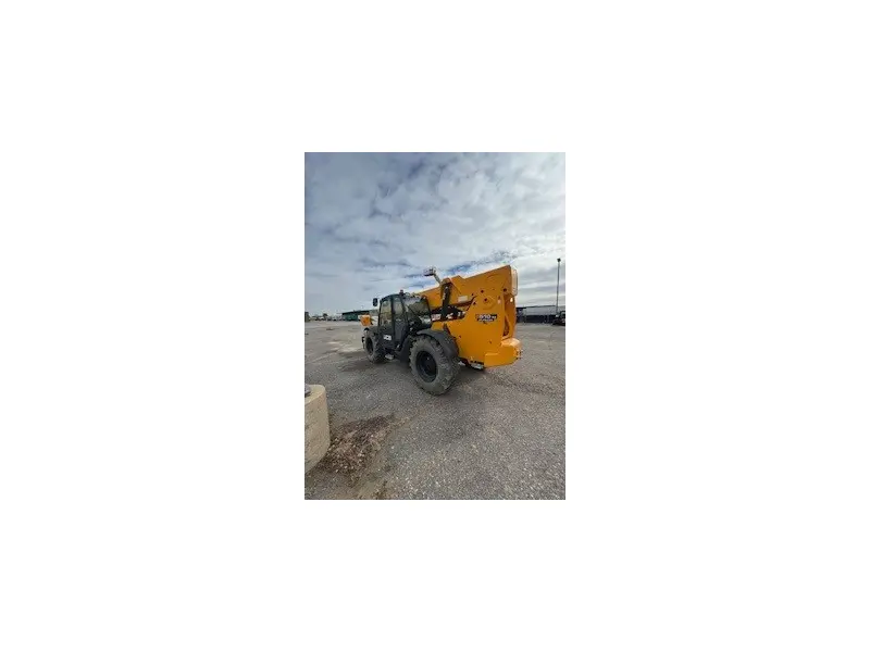 2023 JCB 510-56