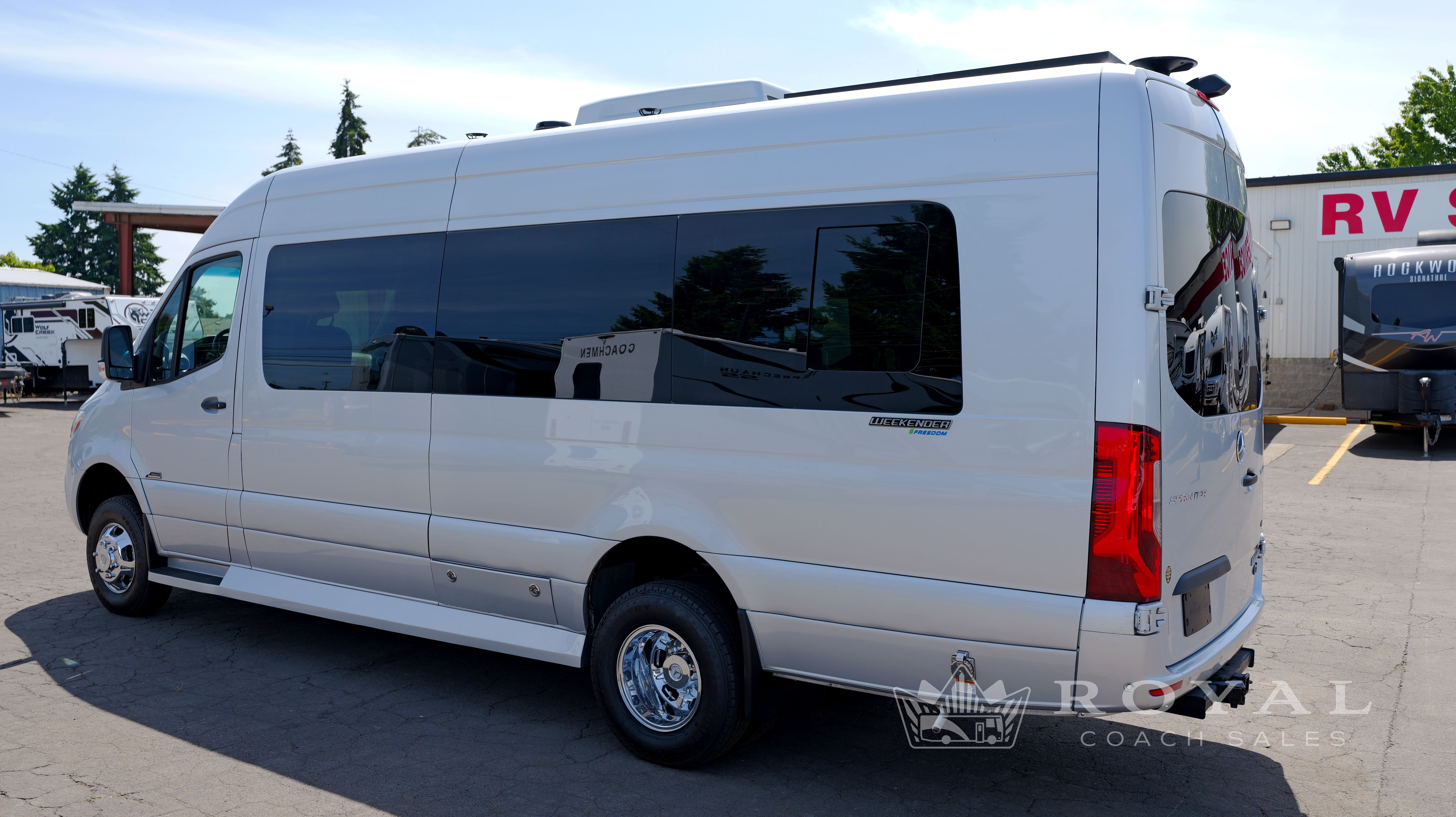 2023 Midwest Automotive Designs WEEKENDER MD4 in eugene OR