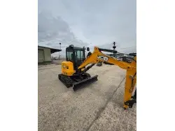 2024 JCB 35Z-1