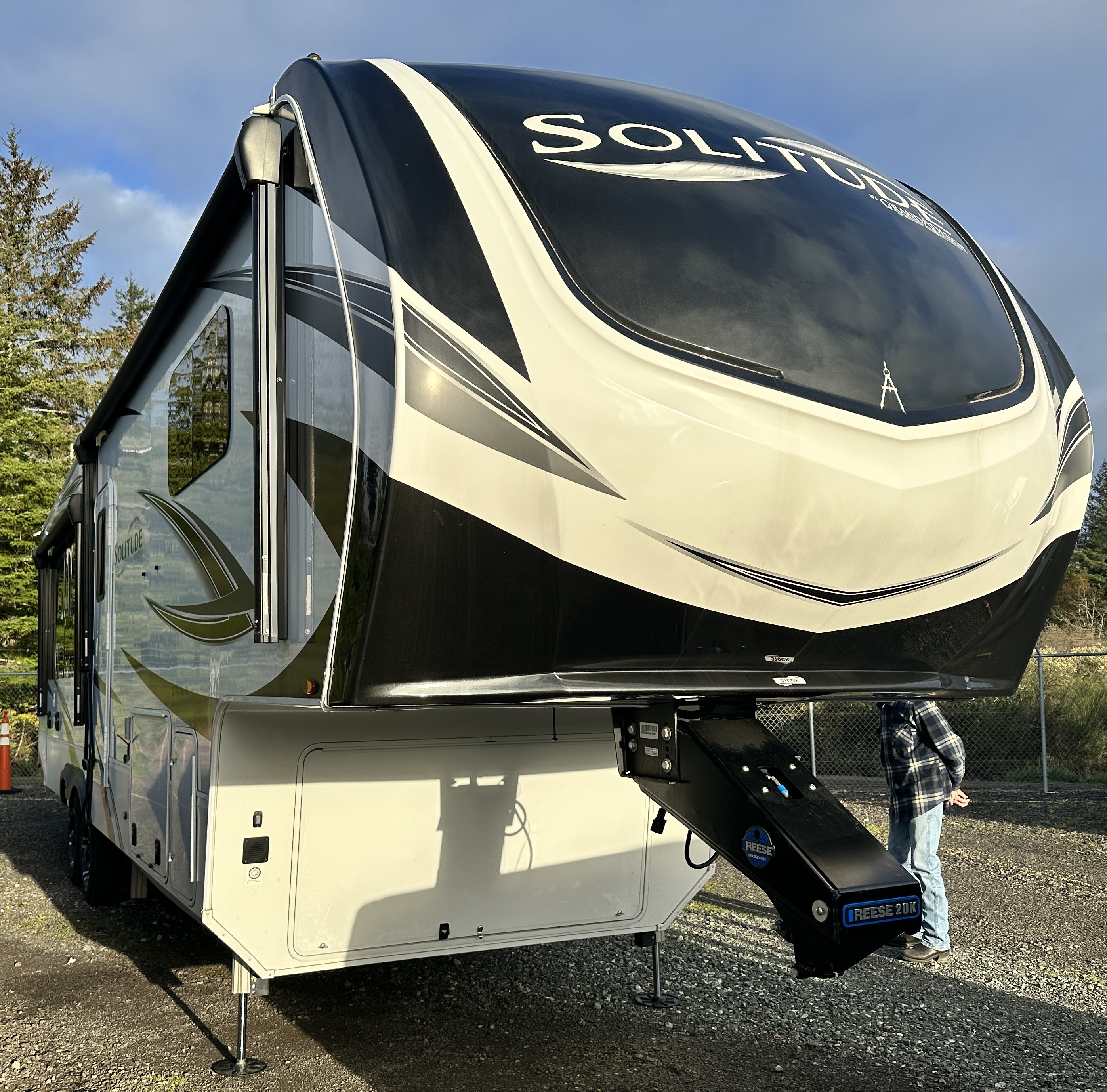 2024 Grand Design SOLITUDE 310GK in north bend OR