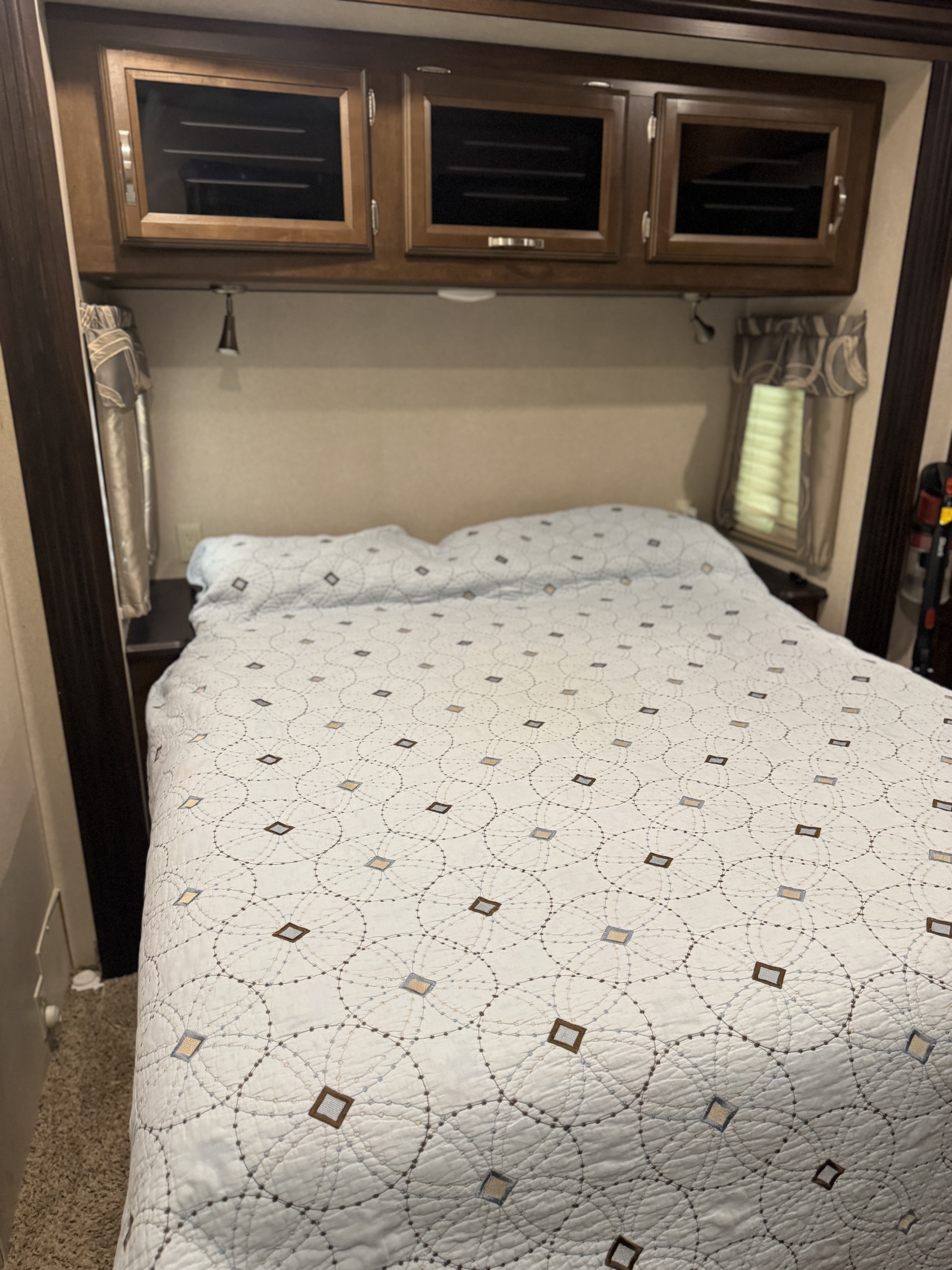 View more photos of this listing