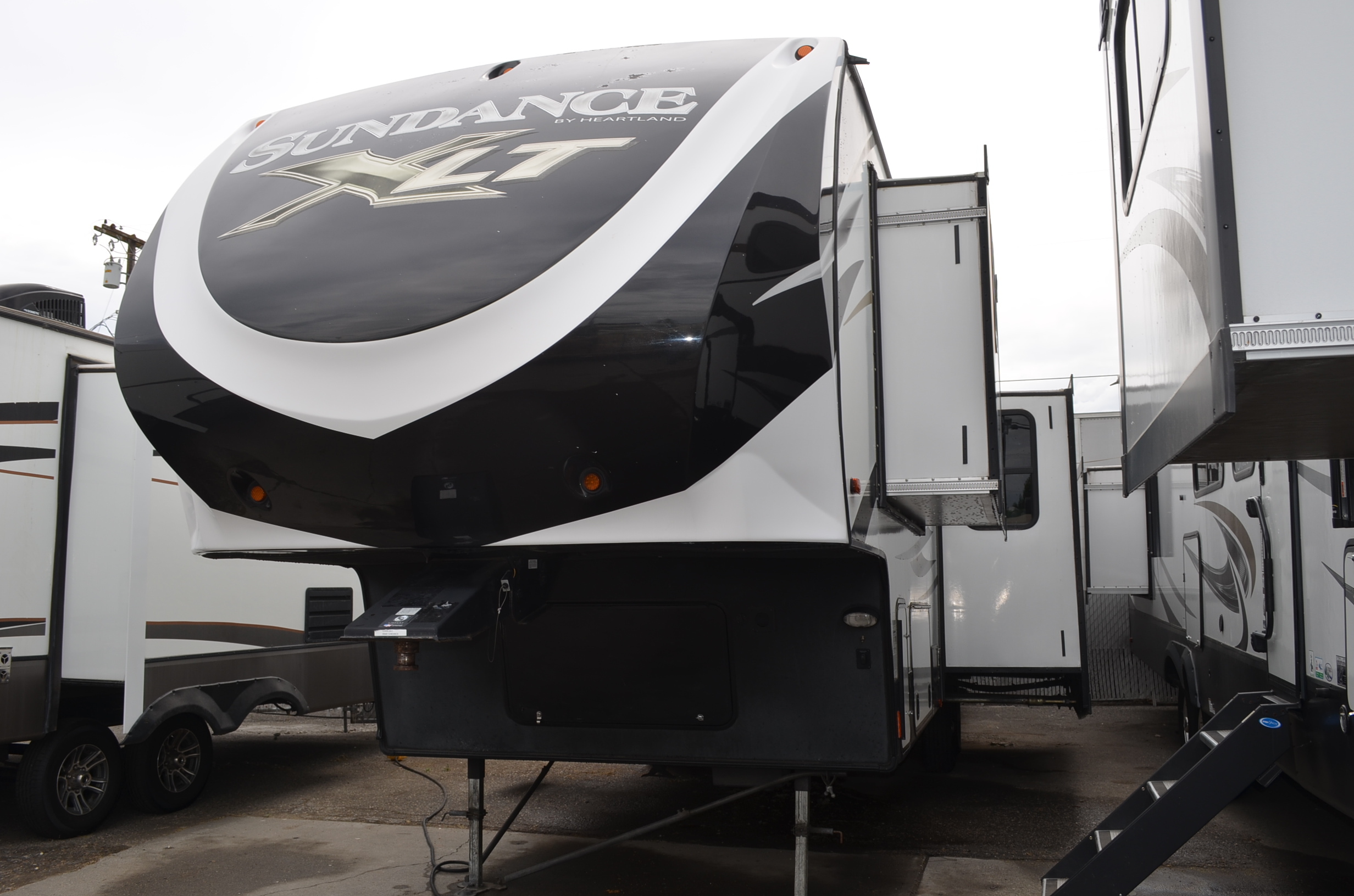 2017 Heartland SUNDANCE 295 BH in kennewick WA