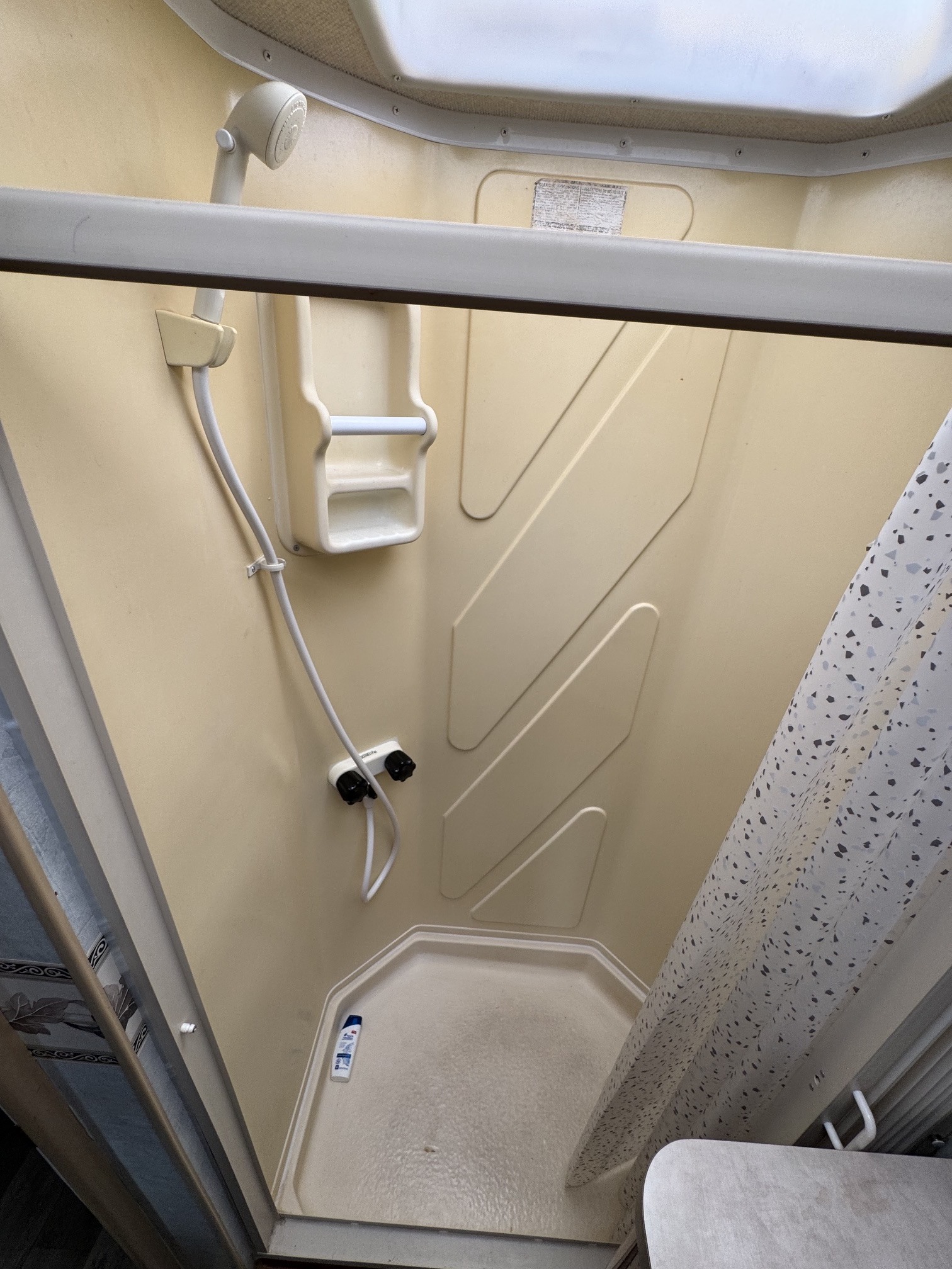 2005 Fleetwood TIOGA 26Q in englewood CO