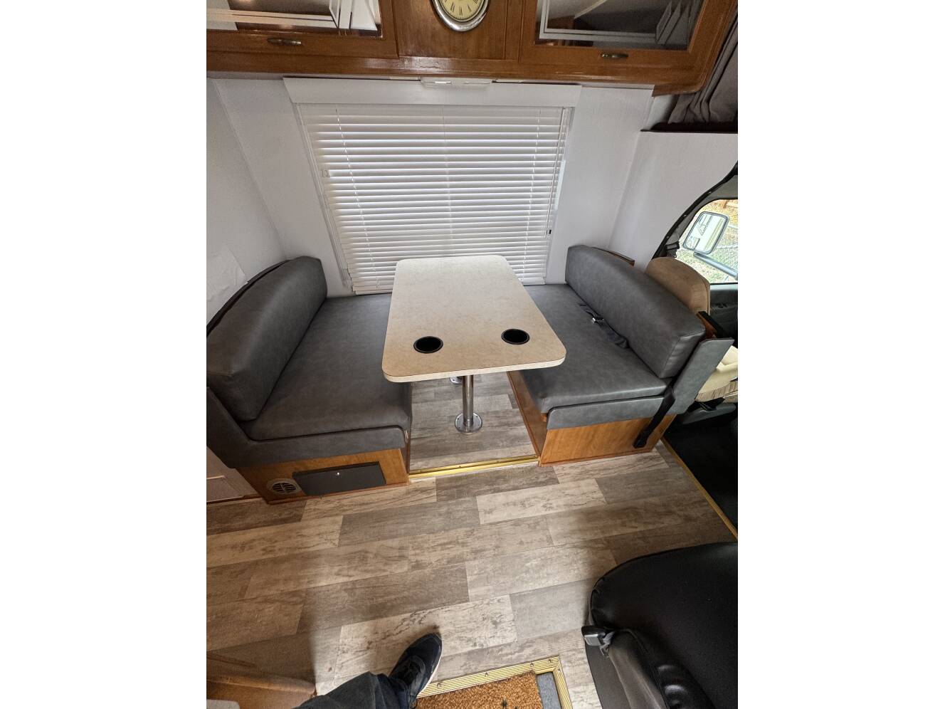 A photo of this 2005 Fleetwood TIOGA 26Q