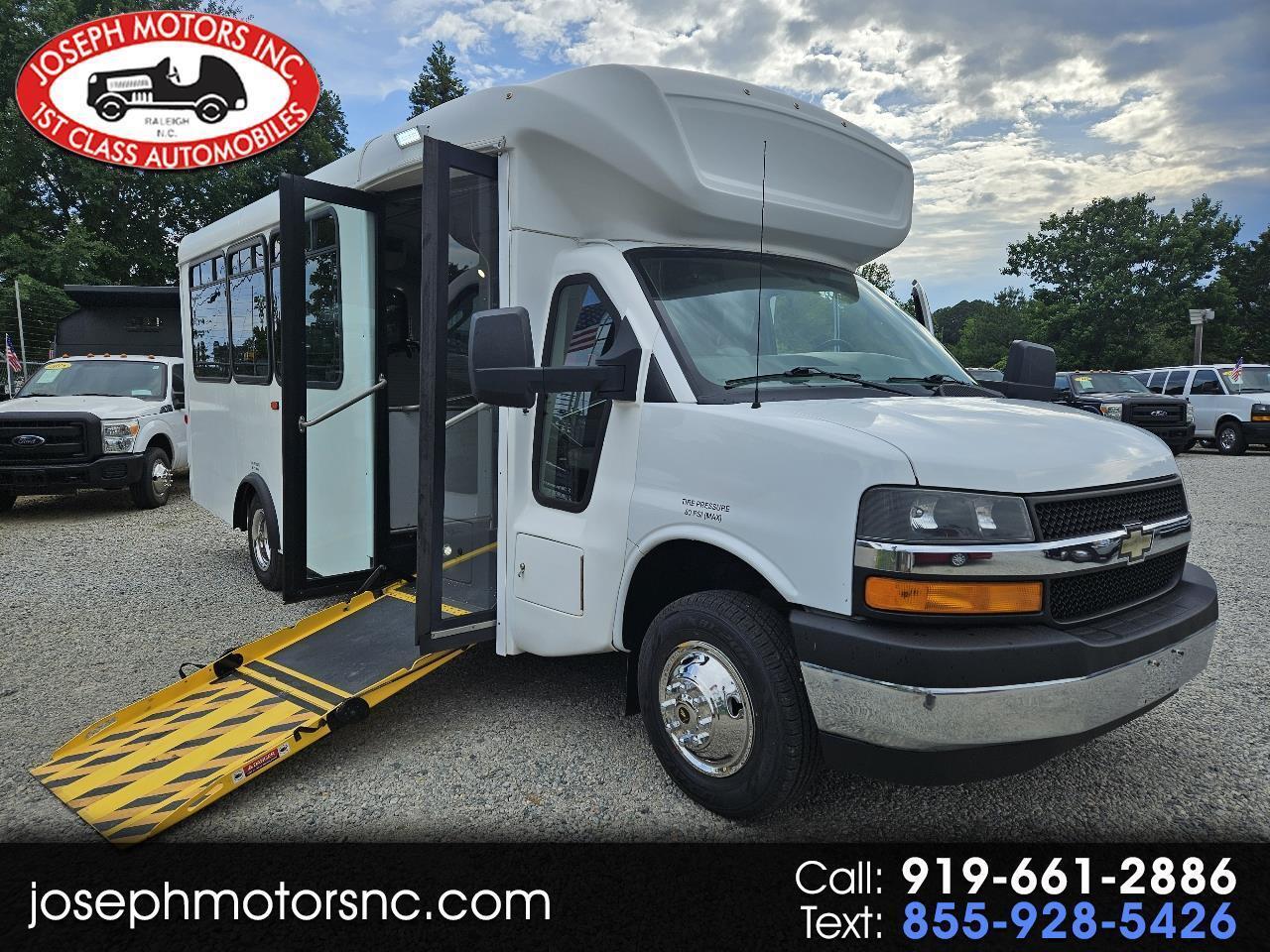 2018 CHEVROLET Express 4500 Handica in Raleigh, NC