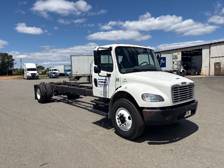 2020 FREIGHTLINER BUSINESS CLASS M2 106 in Greensboro, NC
