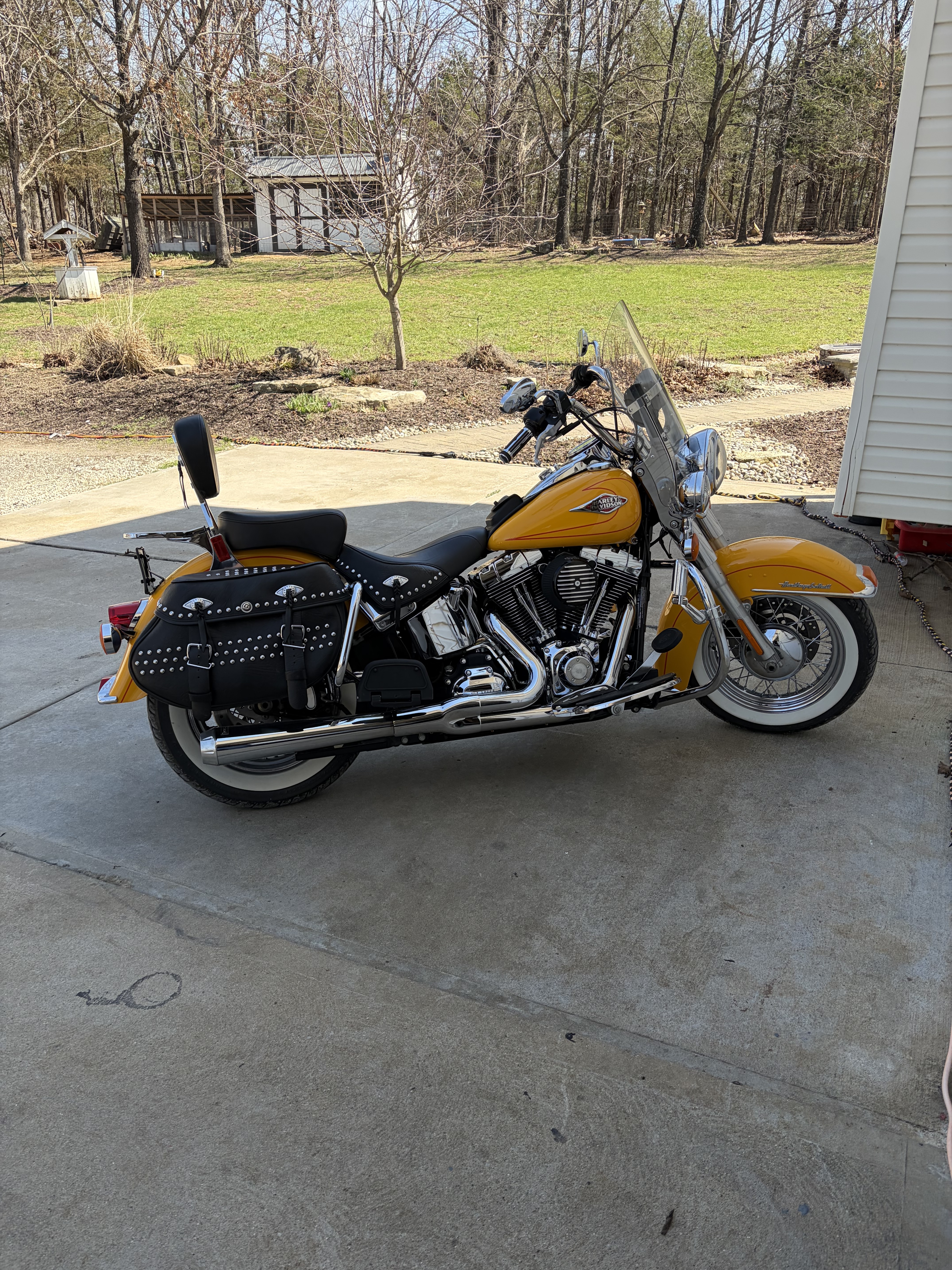 2011 Harley-Davidson HERITAGE SOFTAIL CLASSIC CLASSIC in Robertsville, MO