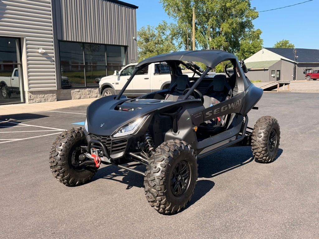 2024 Segway Powersports Villain SX10 WP in utica NY