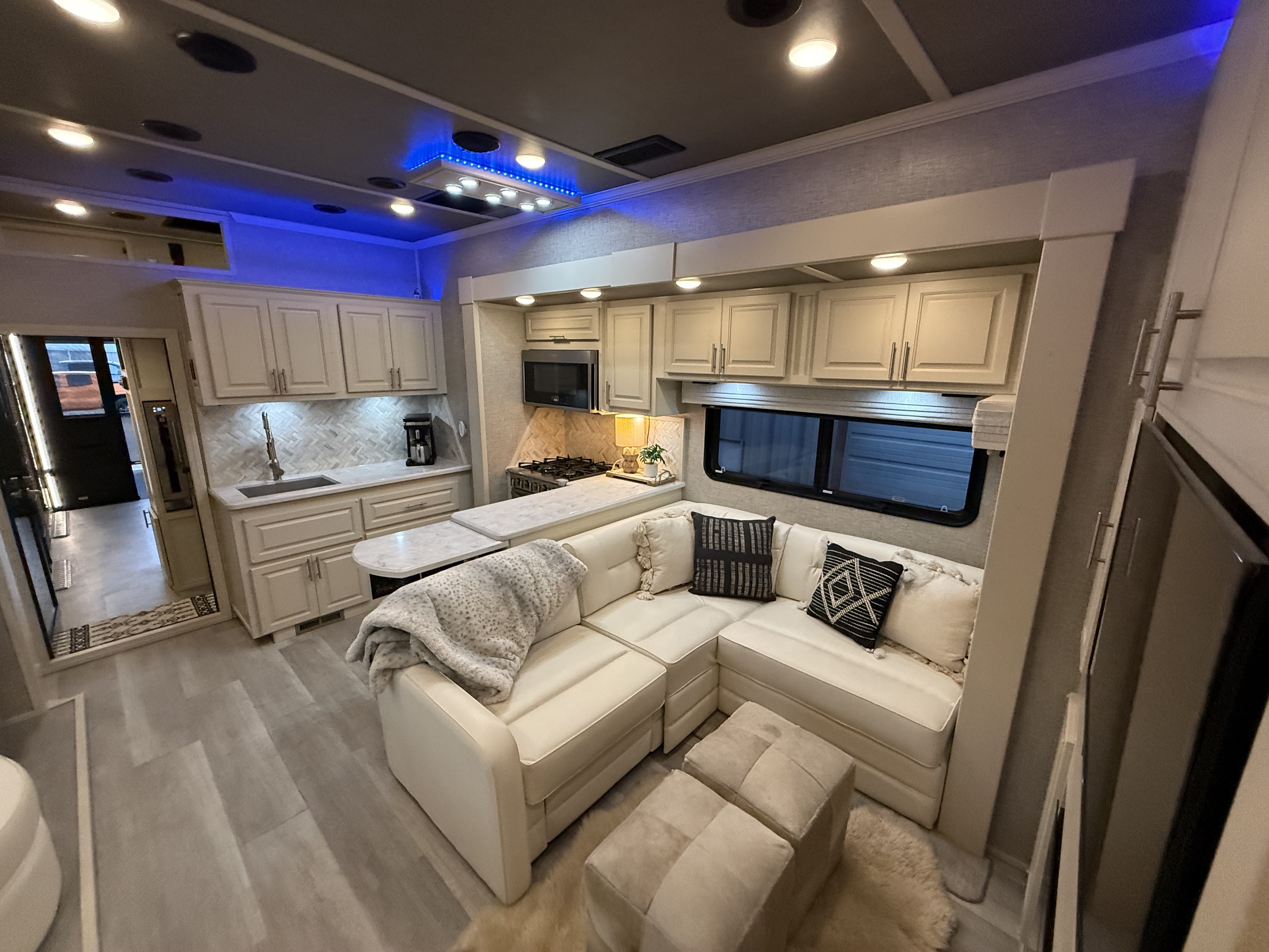 View more photos of this listing