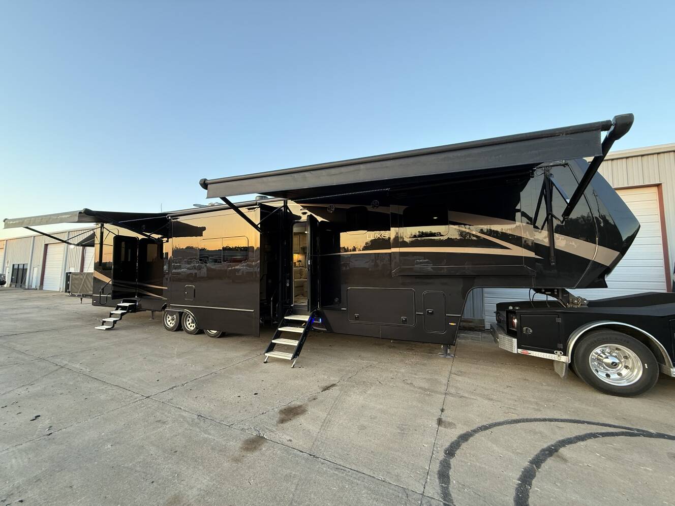 A photo of this 2023 Luxe TOY HAULER 48FB