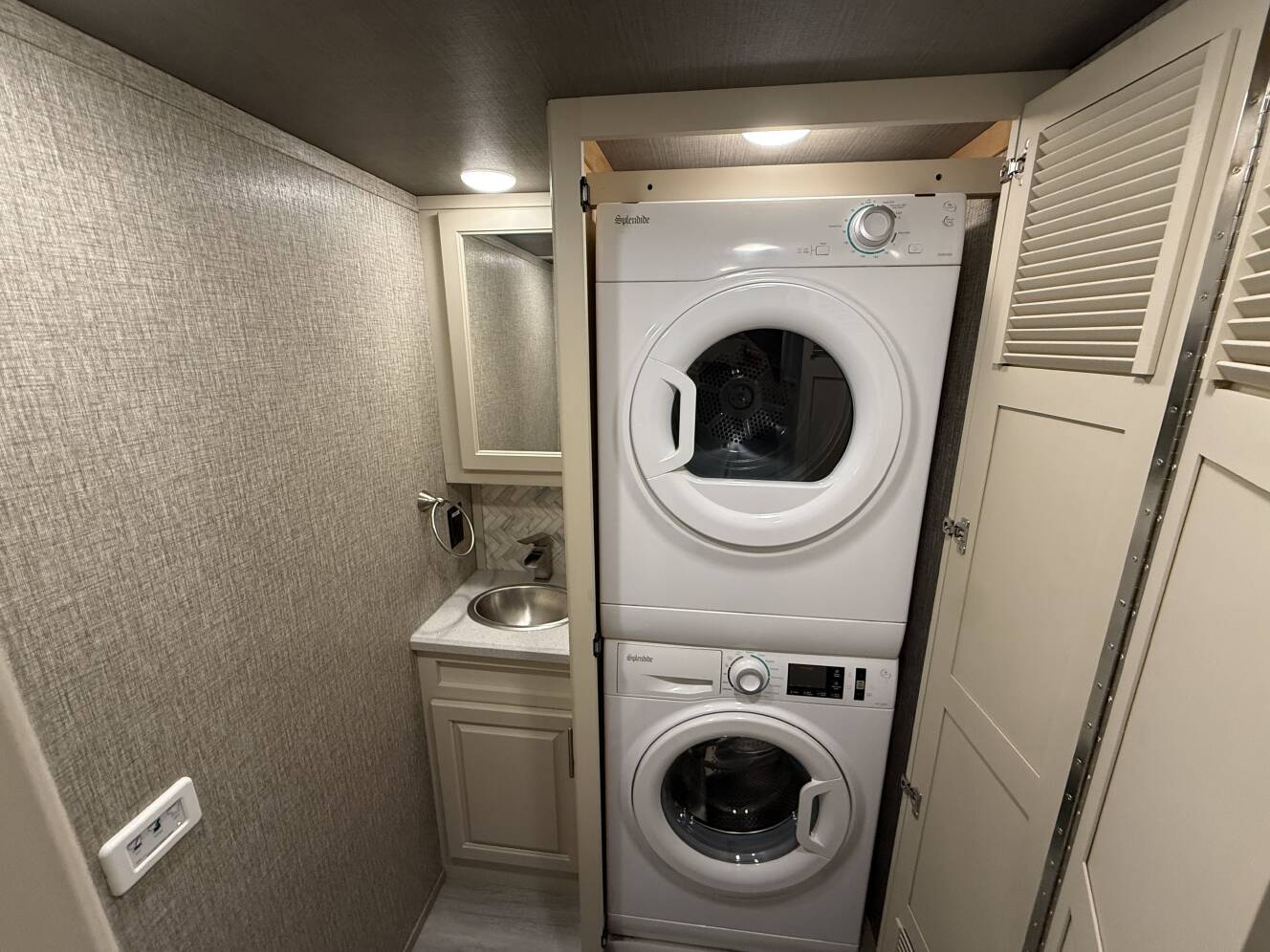 A photo of this 2023 Luxe TOY HAULER 48FB