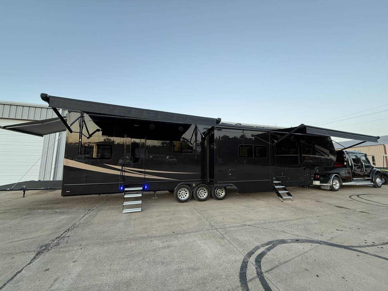 A photo of this 2023 Luxe TOY HAULER 48FB