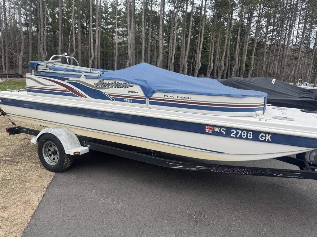 2002 Hurricane 198 RE 198 RE OB in three lakes WI