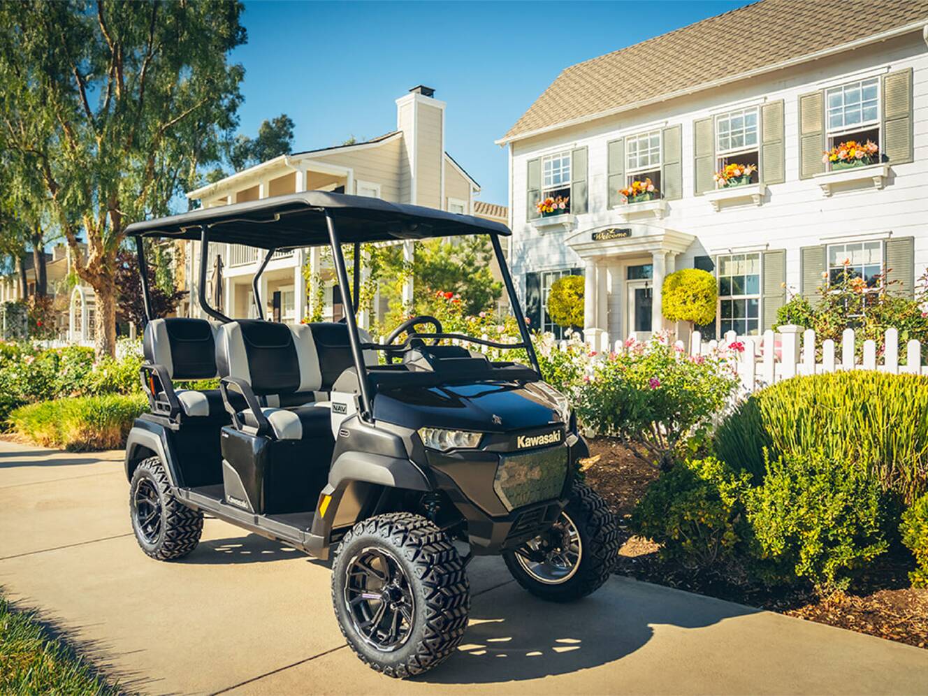 A photo of this 2025 Kawasaki NAV® 4e LE