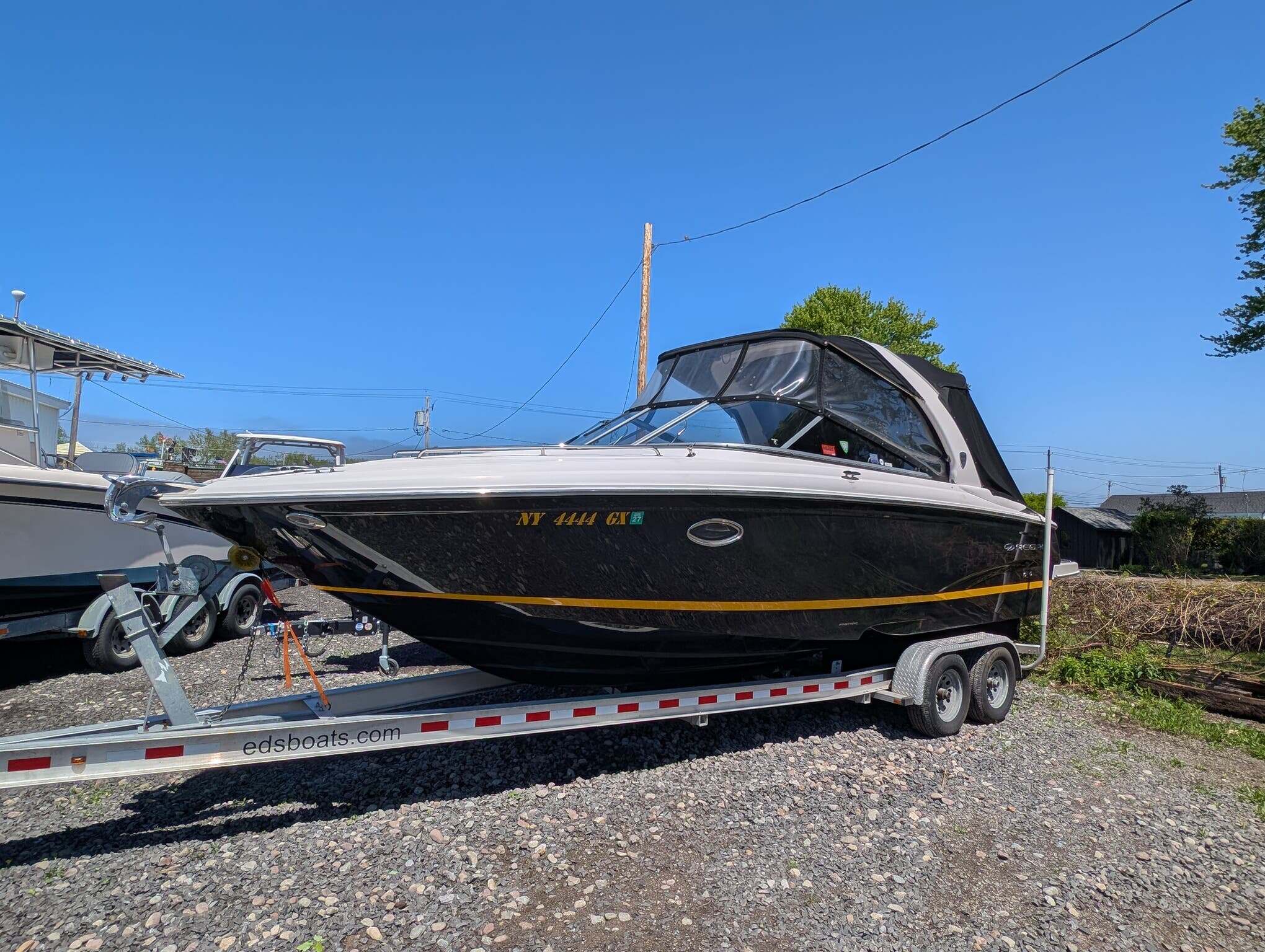 2014 Regal Cuddy 2750 3550 in sodus point NY