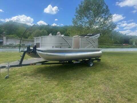 2024 Sylvan Mirage Fish 818 8522 PARTY FISH 4.0 in sodus point NY