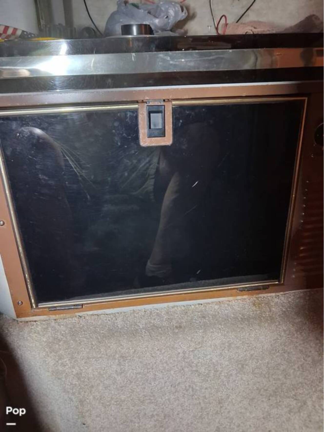 A photo of this 1989 Fountain Fever 38