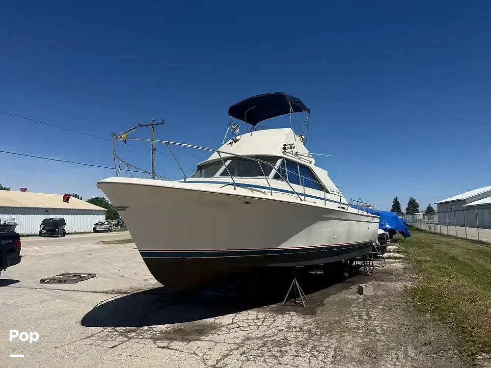 1970 Chris-Craft Commander 31 Sports Express Flybridge in fond du lac WI