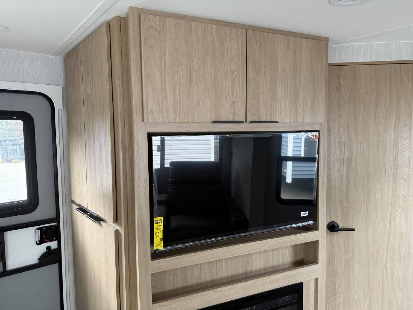A photo of this 2027 Winnebago Thrive 26FKD