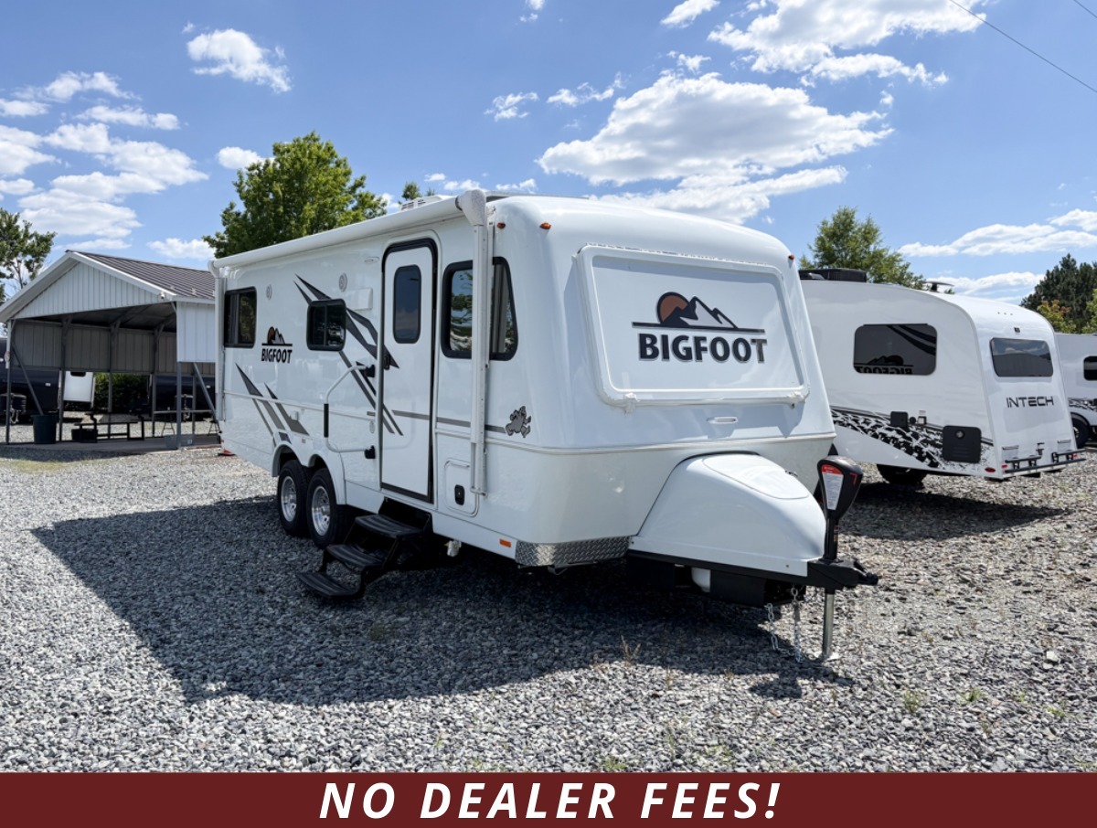 2027 Bigfoot Rv 25B25RQ Queen in apex NC