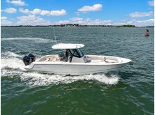 Boston Whaler 330 Outrage Review image