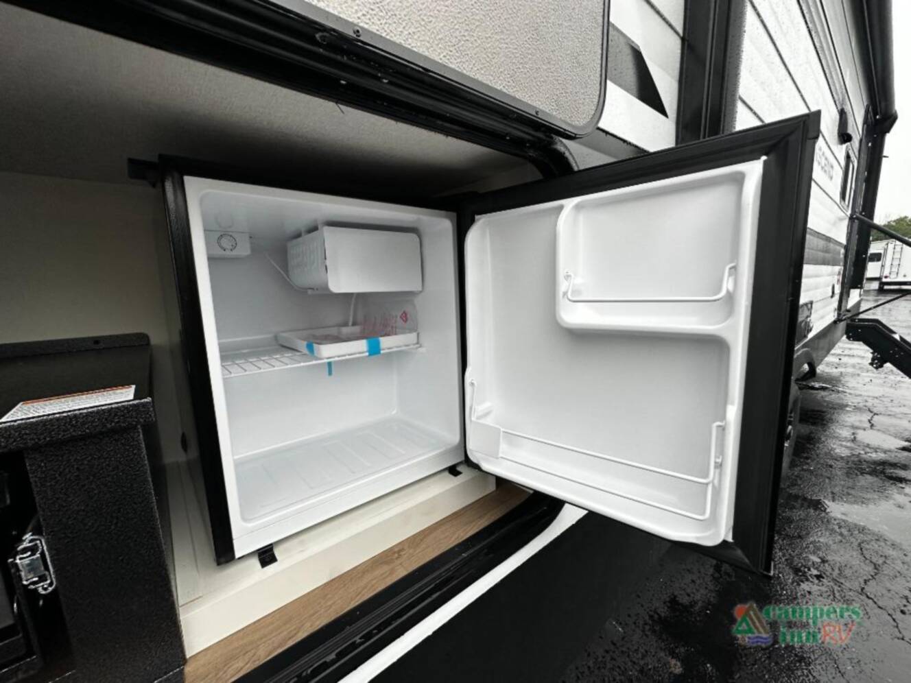 A photo of this 2027 Grand Design Transcend Xplor 335BHT