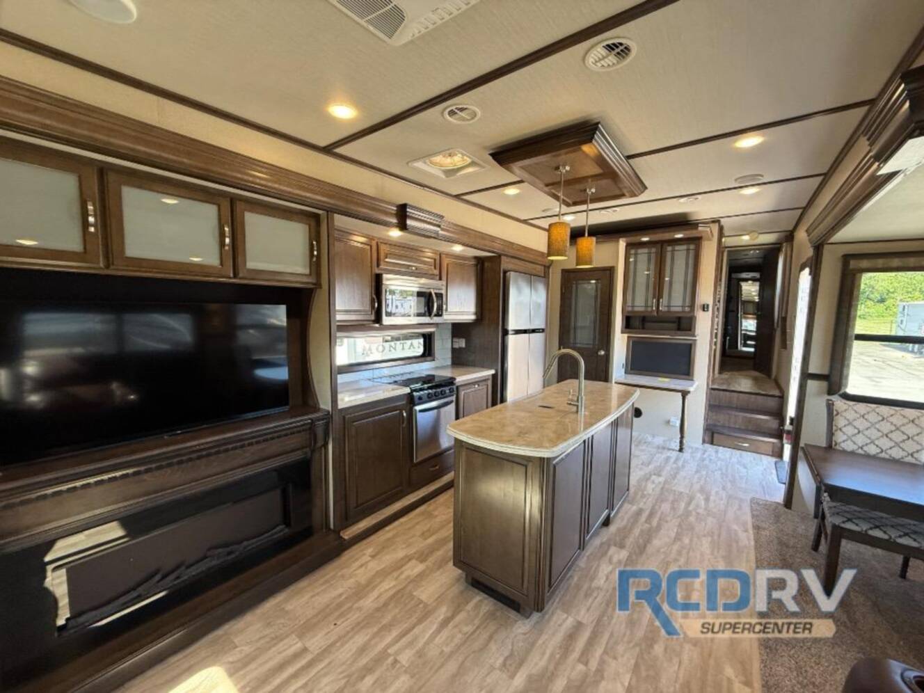 A photo of this 2018 Grand Design Solitude 384GK