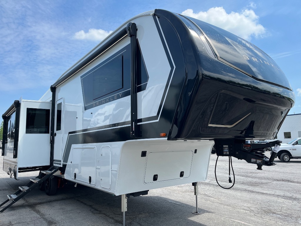 2027 Brinkley Model Z 3100 in north tonawanda NY