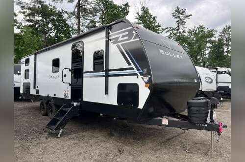 2026 Keystone Rv Bullet Classic 28QBC in turner ME