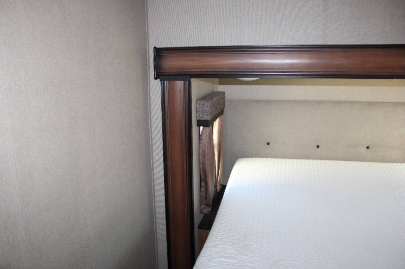 A photo of this 2016 Grand Design Reflection 318RST