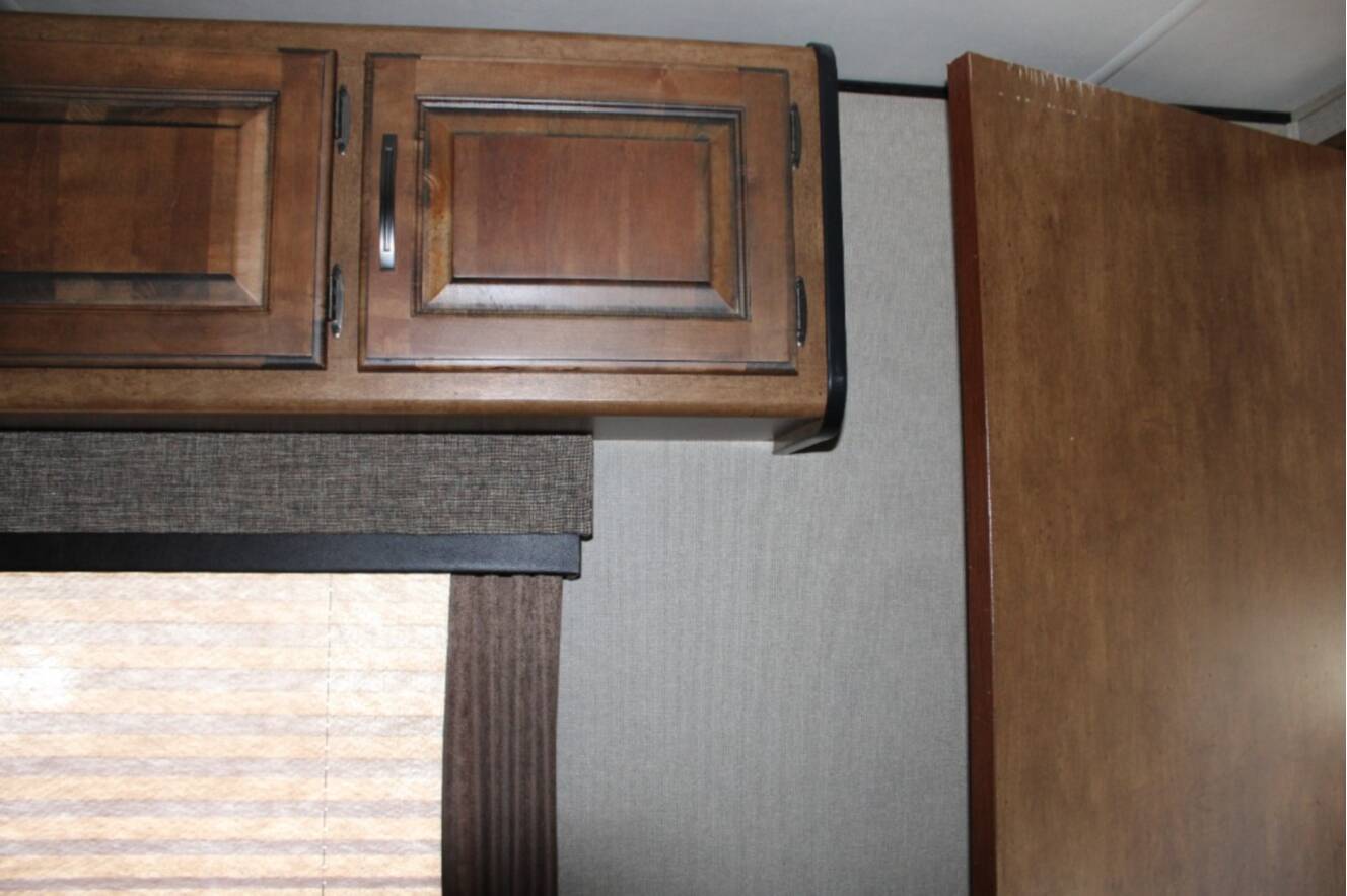 A photo of this 2016 Grand Design Reflection 318RST
