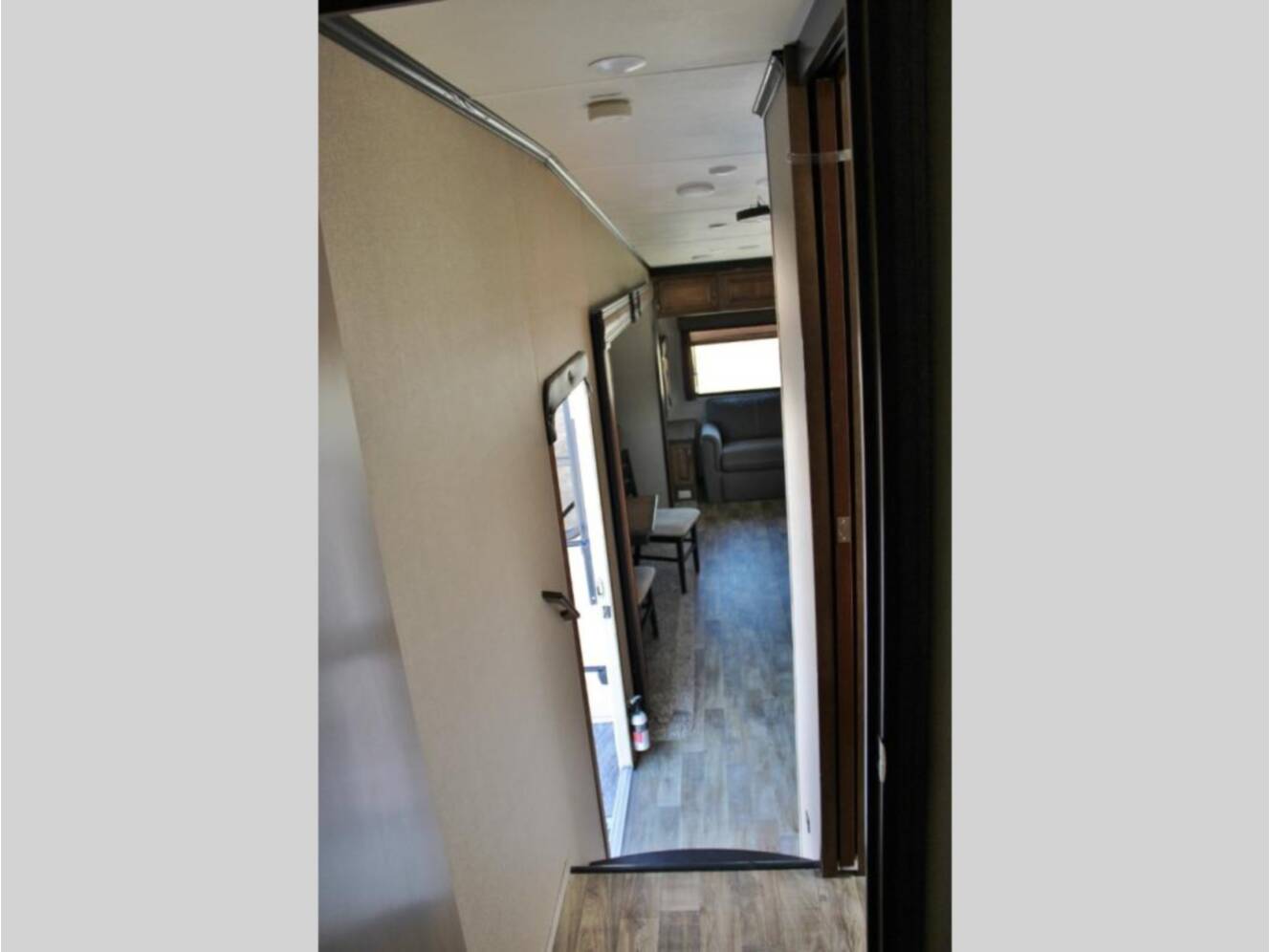 A photo of this 2016 Grand Design Reflection 318RST
