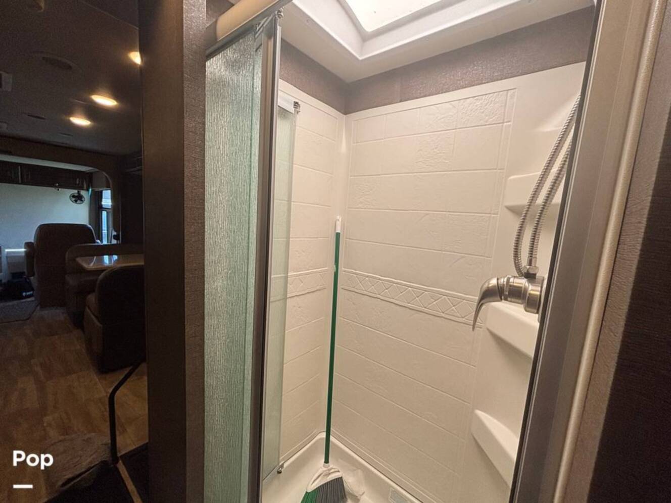 A photo of this 2017 Thor Motor Coach Palazzo 33.4