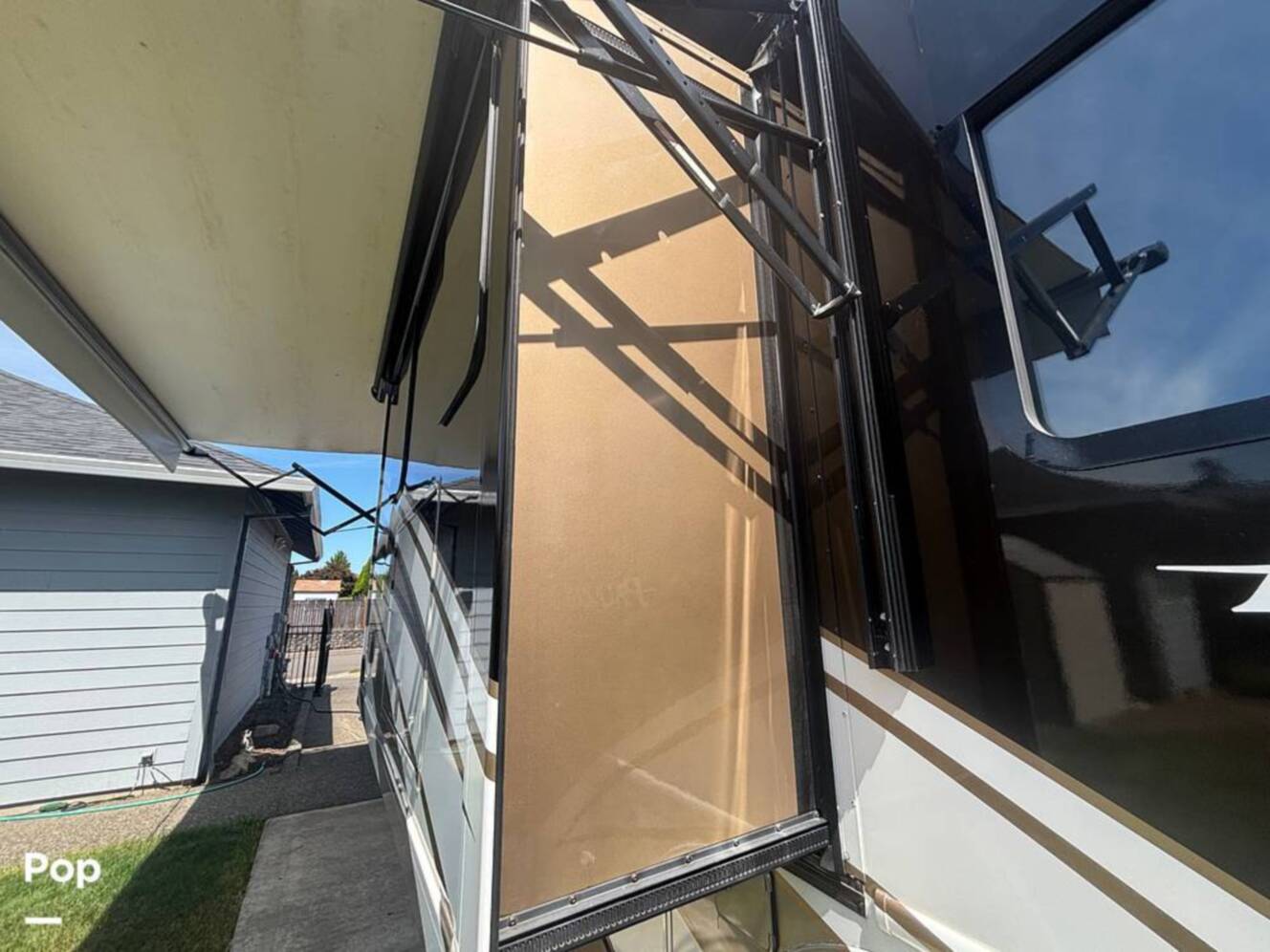 A photo of this 2017 Thor Motor Coach Palazzo 33.4