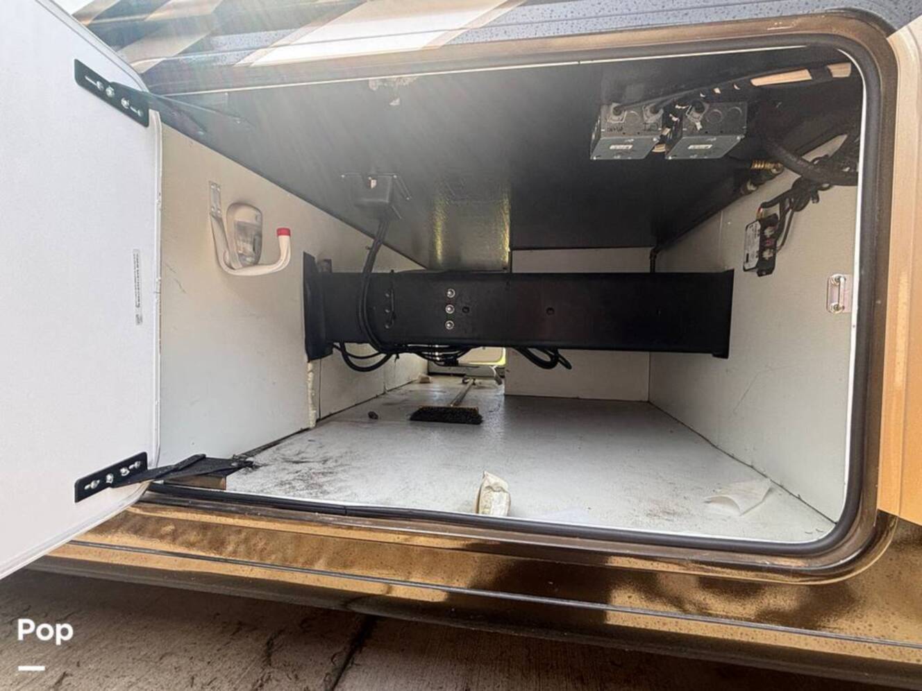 A photo of this 2017 Thor Motor Coach Palazzo 33.4