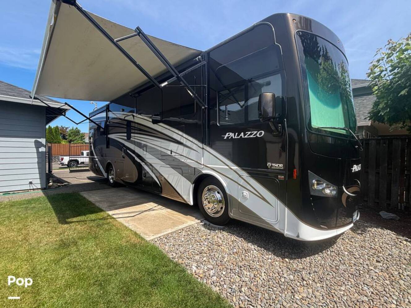 A photo of this 2017 Thor Motor Coach Palazzo 33.4