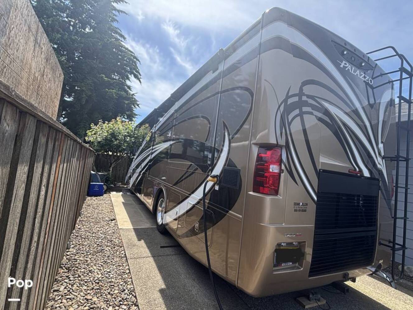 A photo of this 2017 Thor Motor Coach Palazzo 33.4
