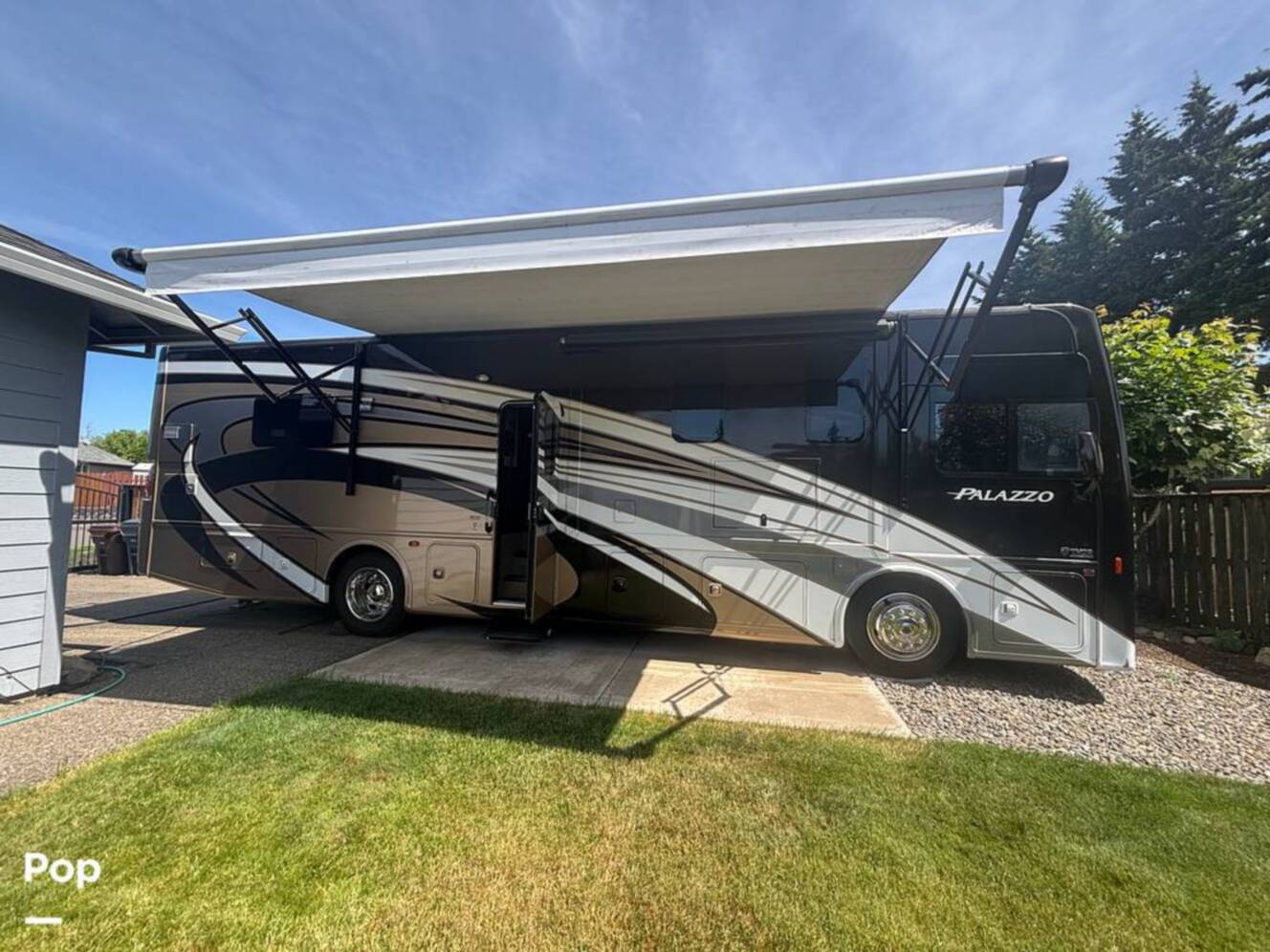A photo of this 2017 Thor Motor Coach Palazzo 33.4